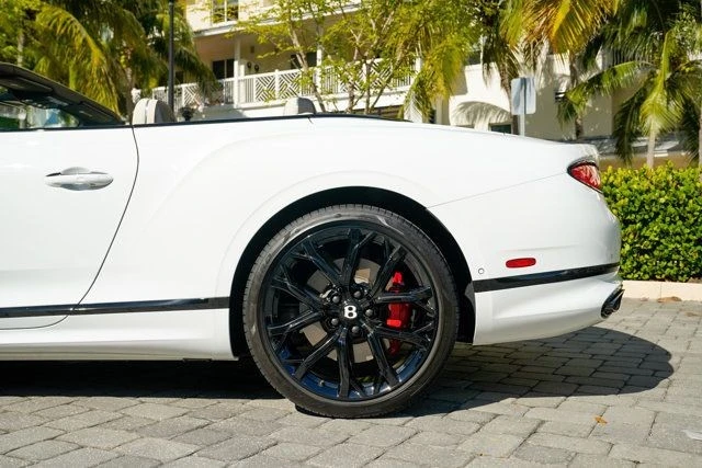 2024 Bentley Continental GT Speed 3rd Gen - Image 16 of 21