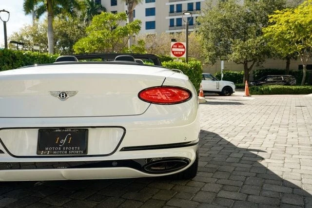 2024 Bentley Continental GT Speed 3rd Gen - Image 26 of 31