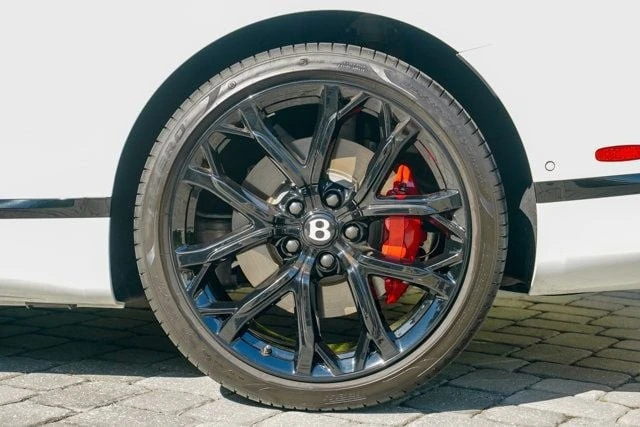 2024 Bentley Continental GT Speed 3rd Gen - Image 17 of 31