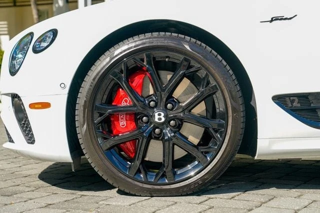 2024 Bentley Continental GT Speed 3rd Gen - Image 15 of 31