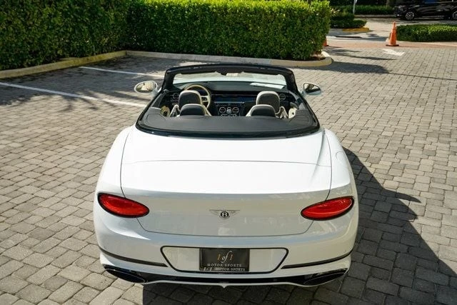 2024 Bentley Continental GT Speed 3rd Gen - Image 23 of 31
