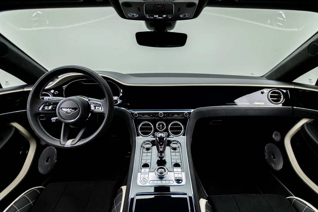 2024 Bentley Continental GT Speed 3rd Gen - Image 7 of 31
