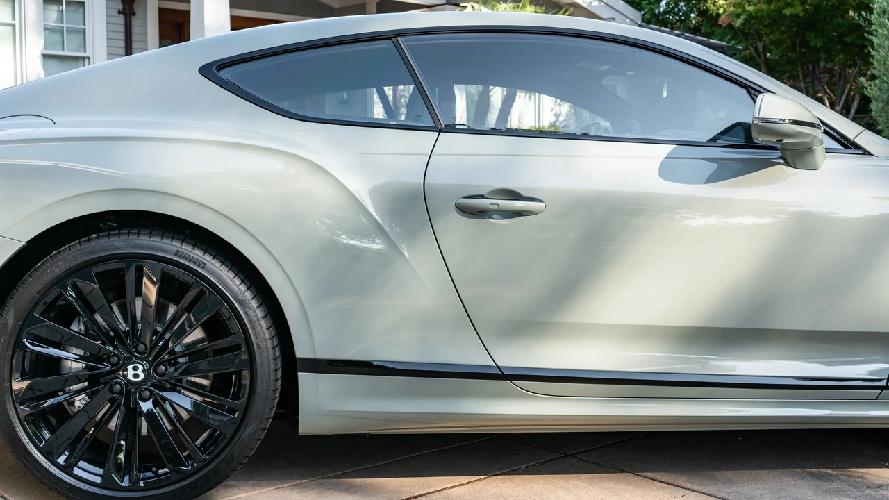 2024 Bentley Continental GT Speed 3rd Gen - Image 12 of 31