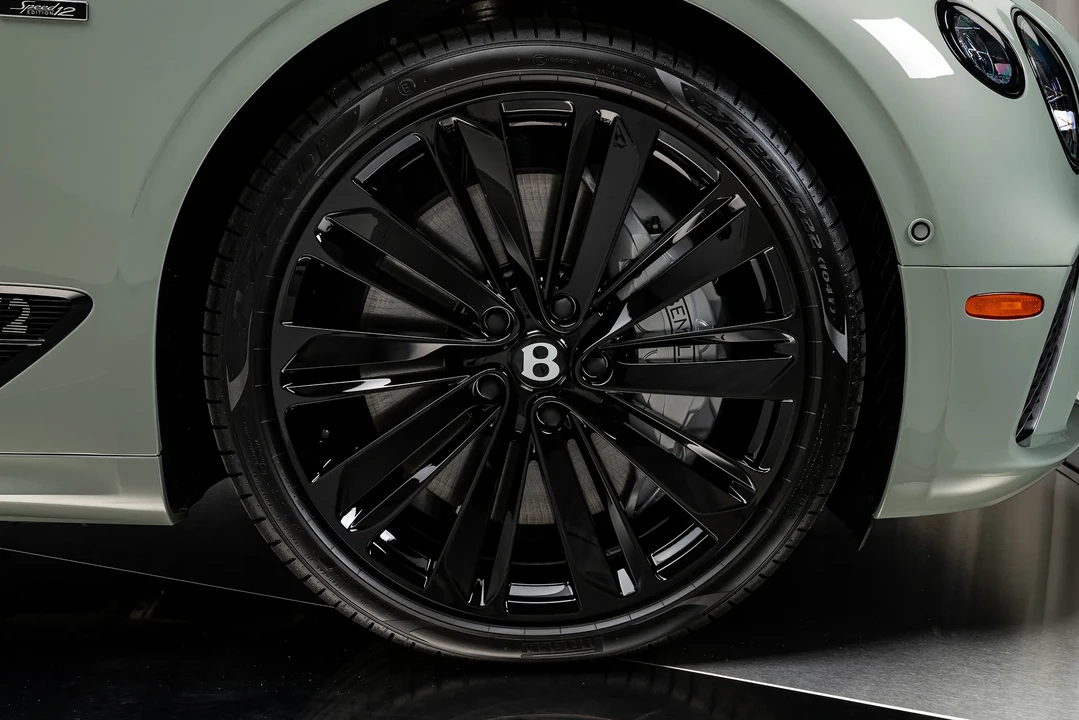2024 Bentley Continental GT Speed 3rd Gen - Image 25 of 31
