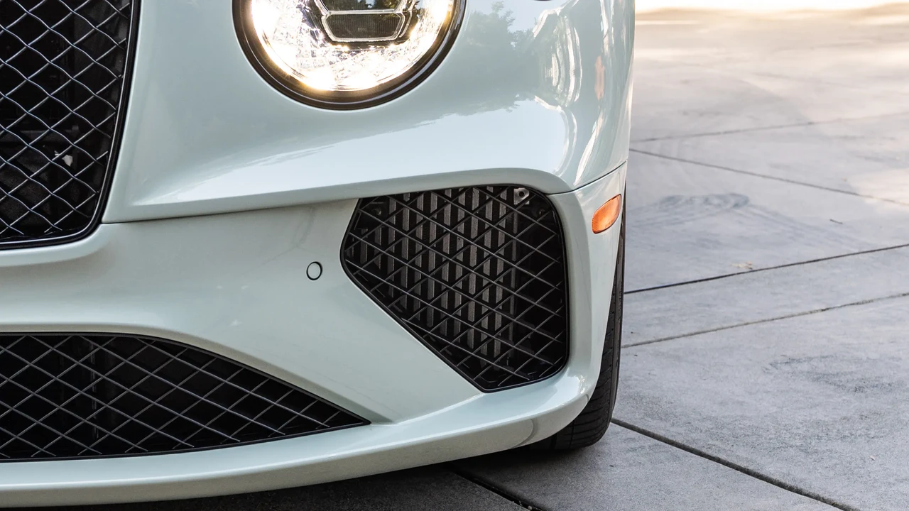 2024 Bentley Continental GT Speed 3rd Gen - Image 17 of 31