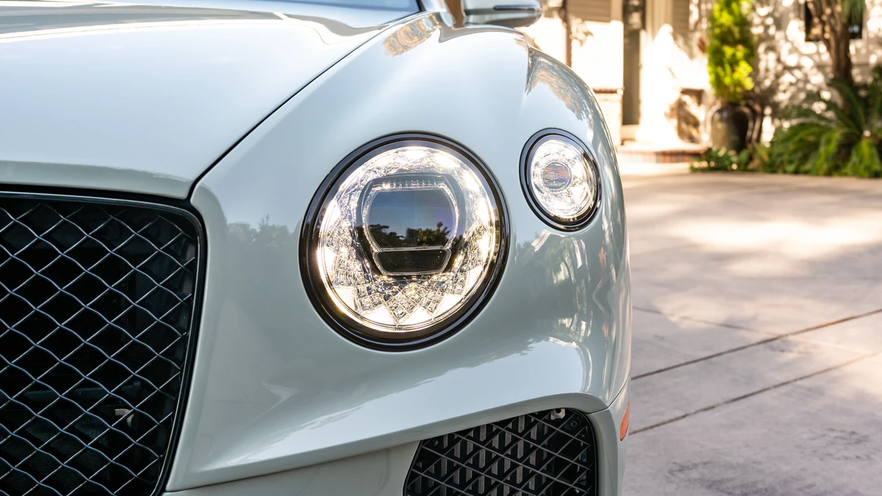 2024 Bentley Continental GT Speed 3rd Gen - Image 21 of 31