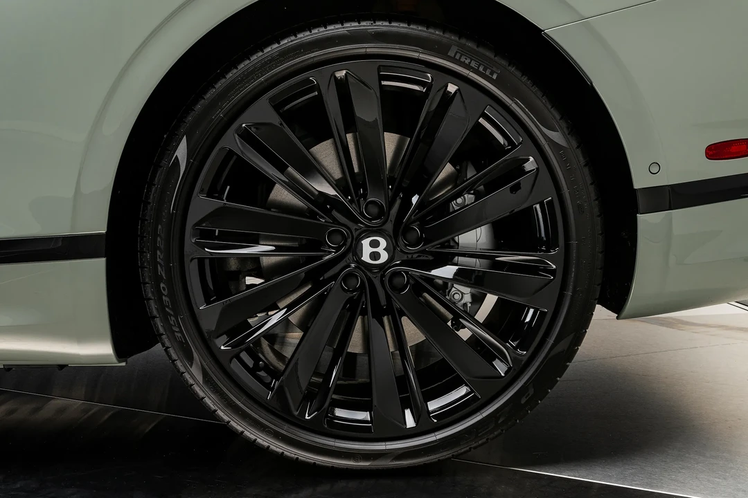 2024 Bentley Continental GT Speed 3rd Gen - Image 23 of 31
