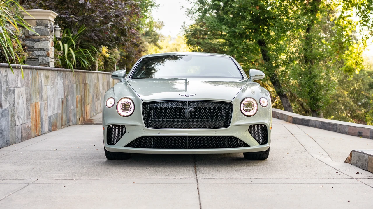 2024 Bentley Continental GT Speed 3rd Gen - Image 2 of 31