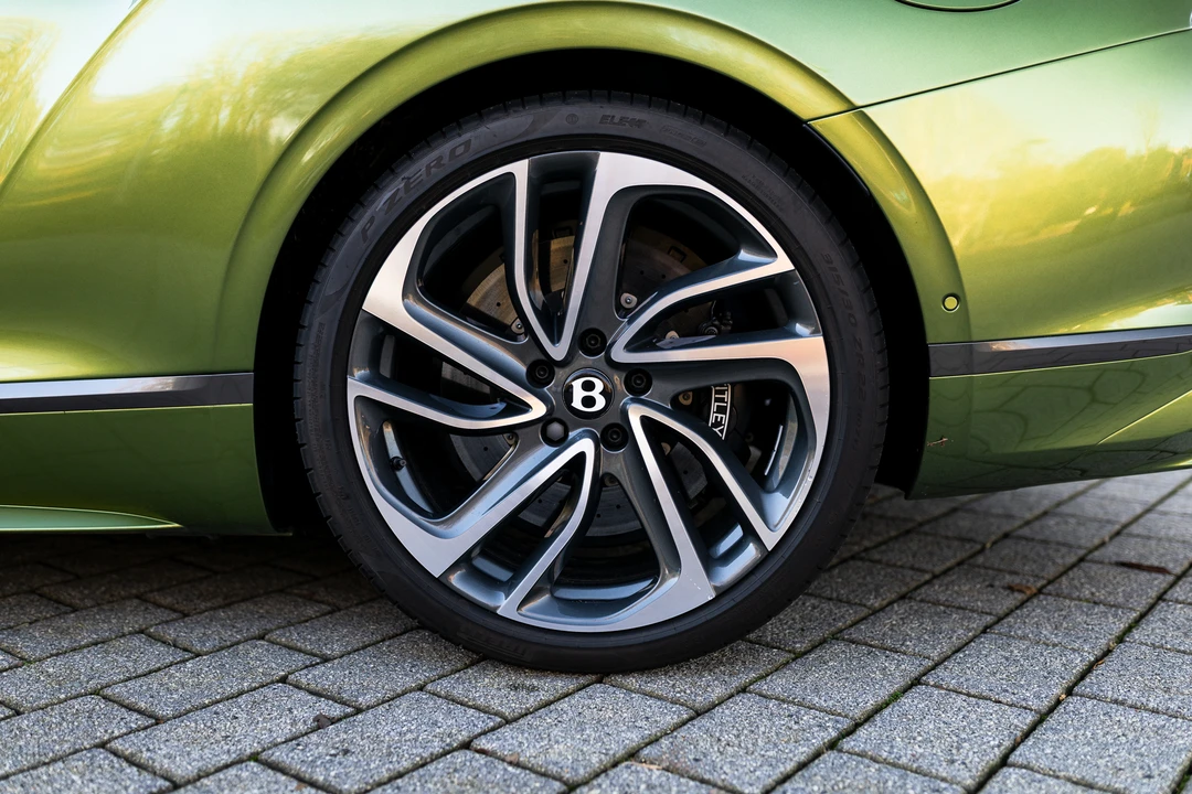 2024 Bentley Continental GT Speed 3rd Gen - Image 23 of 31