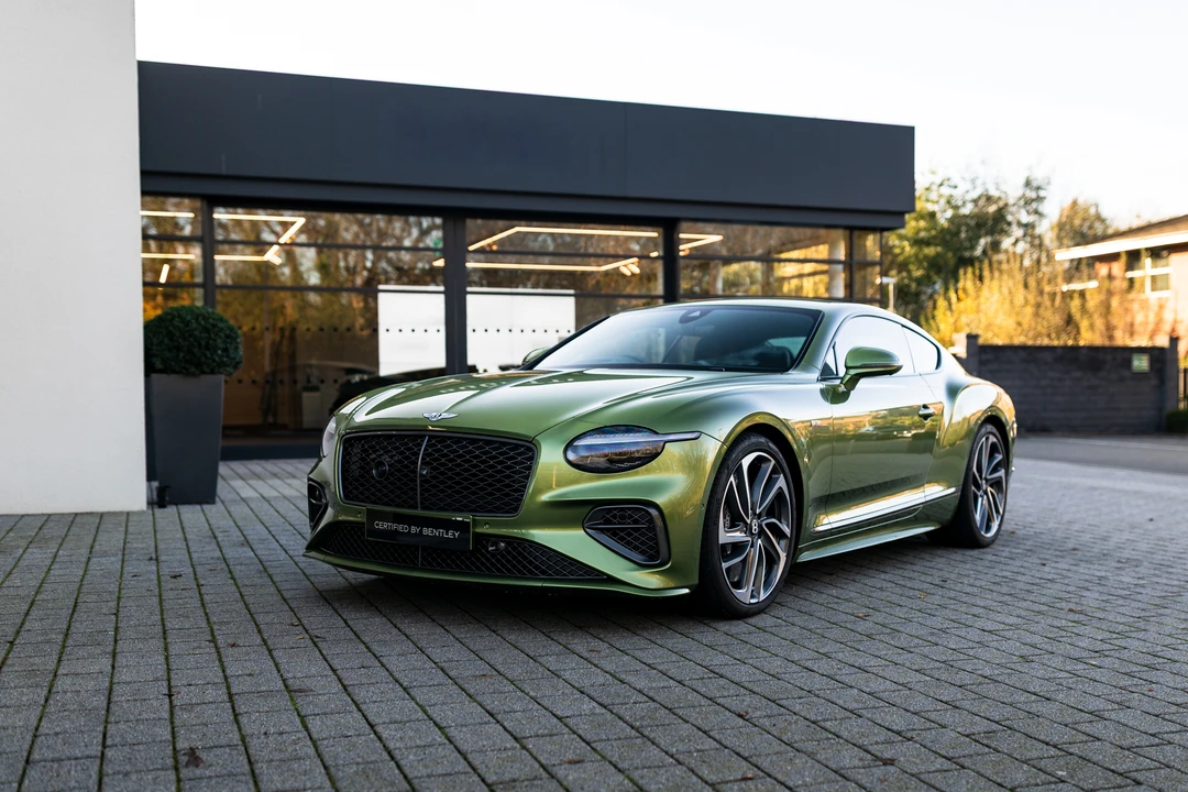 2024 Bentley Continental GT Speed 3rd Gen - Image 9 of 31