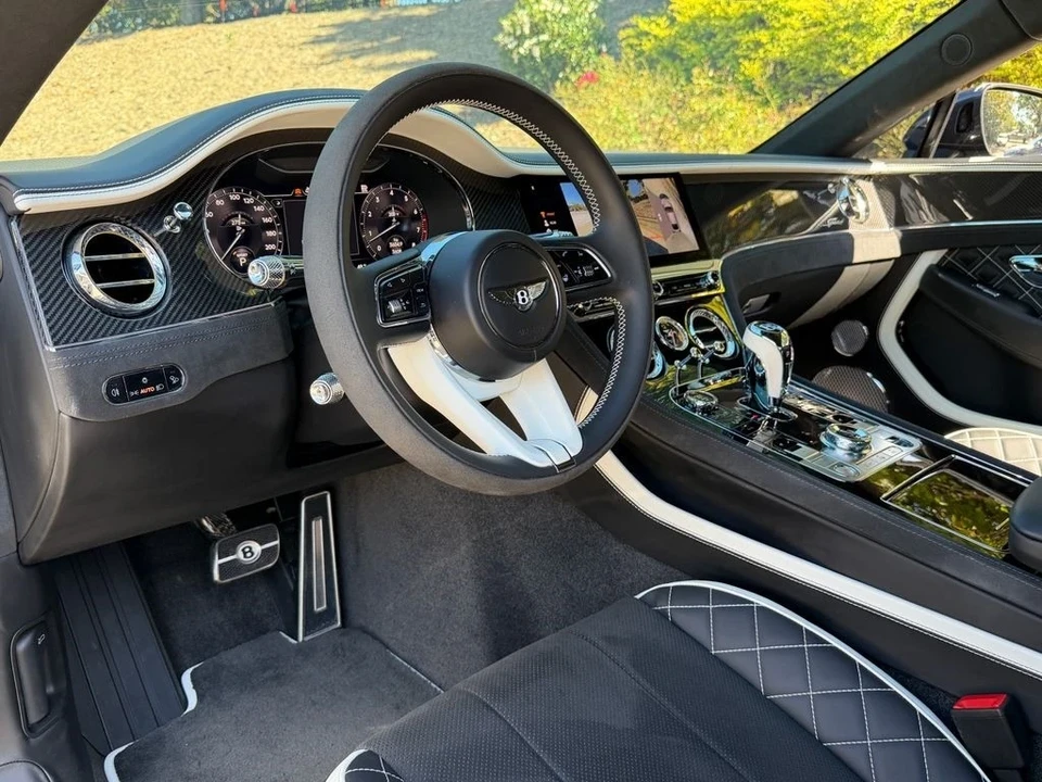 2024 Bentley Continental GT Speed 3rd Gen - Image 18 of 21
