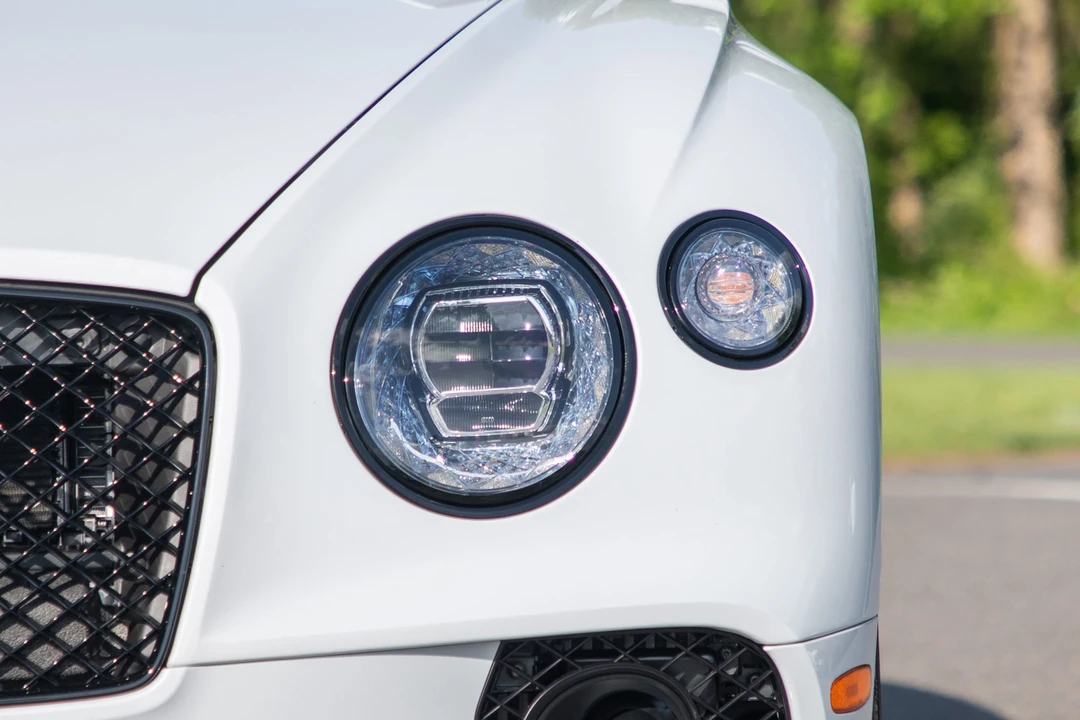 2024 Bentley Continental GT Speed 3rd Gen - Image 12 of 31