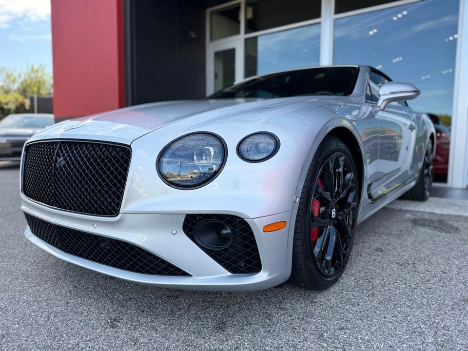 2024 Bentley Continental GT Speed 3rd Gen - Image 13 of 31