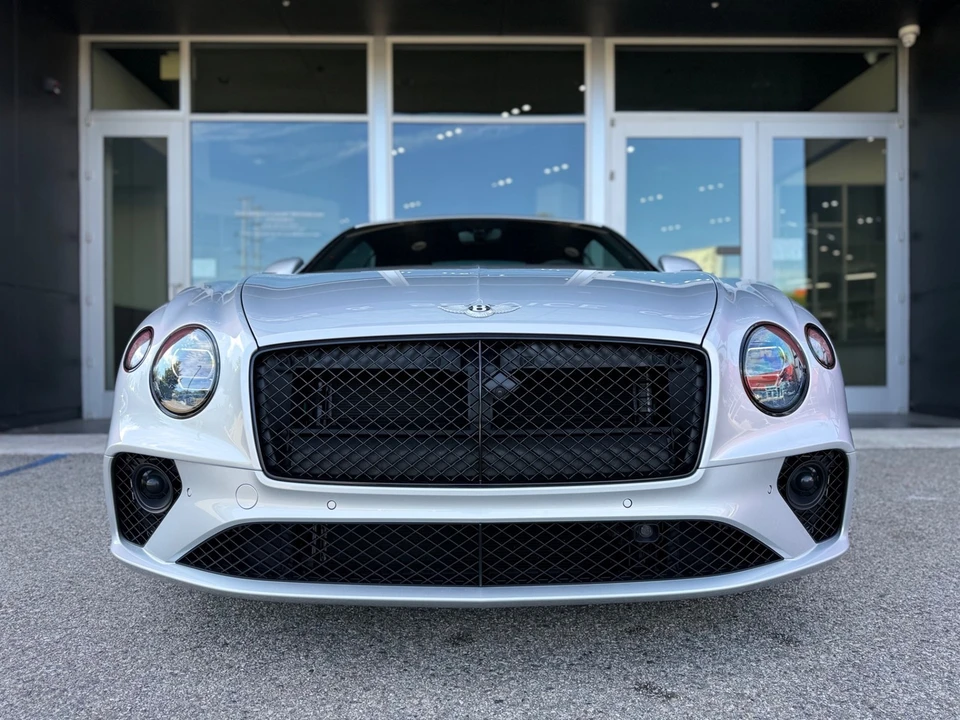 2024 Bentley Continental GT Speed 3rd Gen - Image 11 of 31