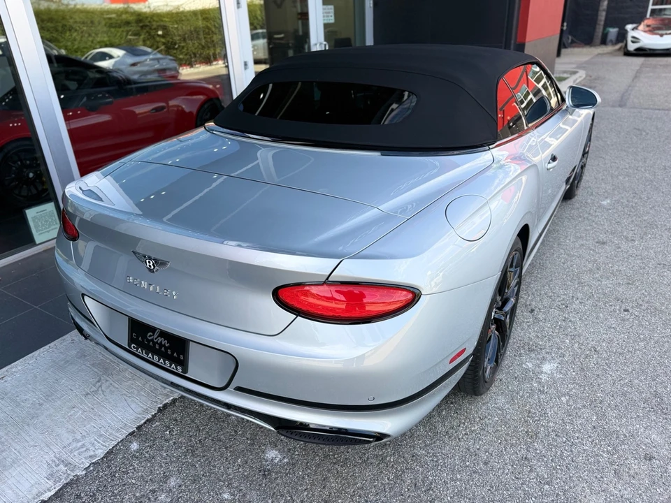 2024 Bentley Continental GT Speed 3rd Gen - Image 5 of 31
