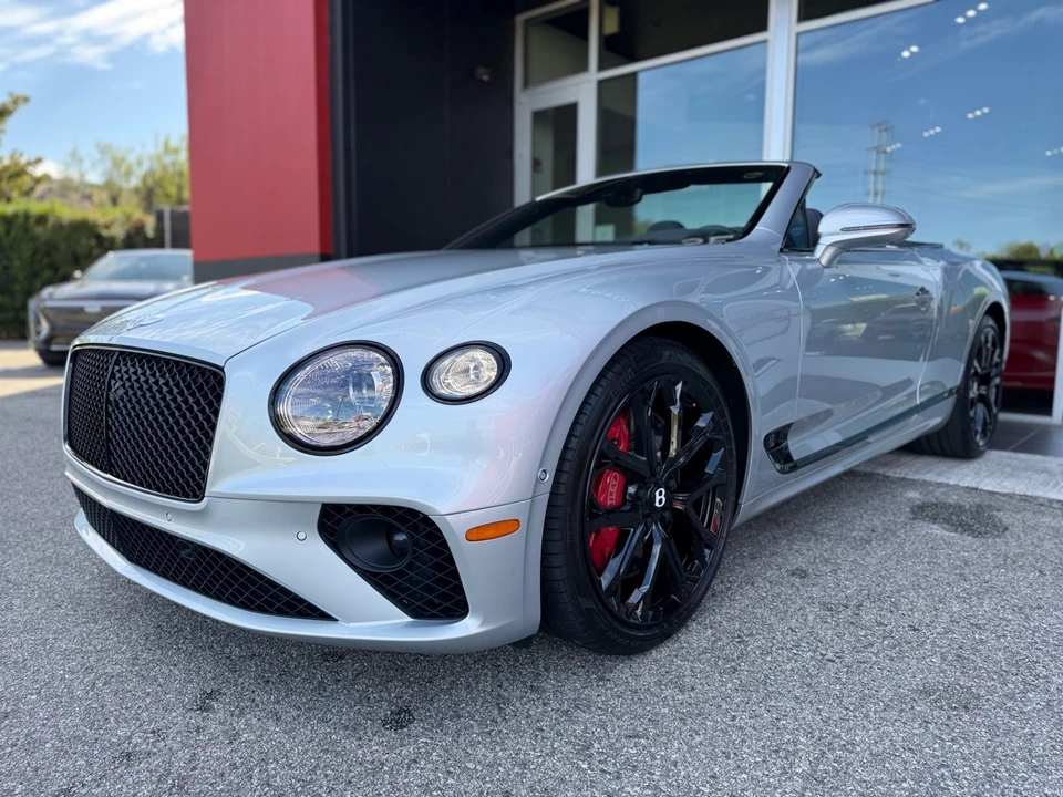 2024 Bentley Continental GT Speed 3rd Gen - Image 19 of 31