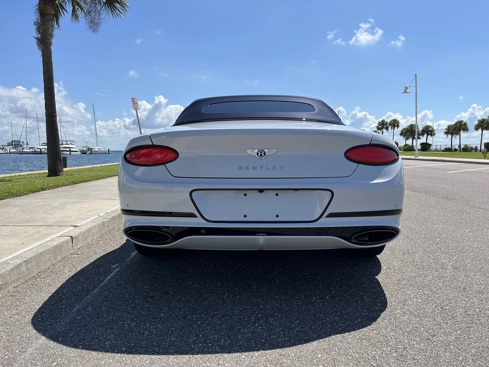 2024 Bentley Continental GT Speed 3rd Gen - Image 16 of 31