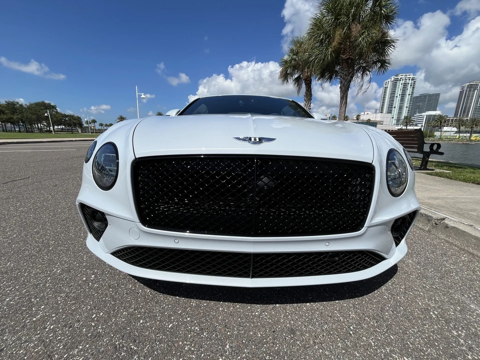 2024 Bentley Continental GT Speed 3rd Gen - Image 17 of 31