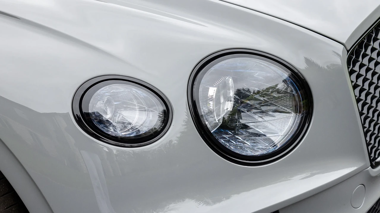 2024 Bentley Continental GTC - Image 18 of 31