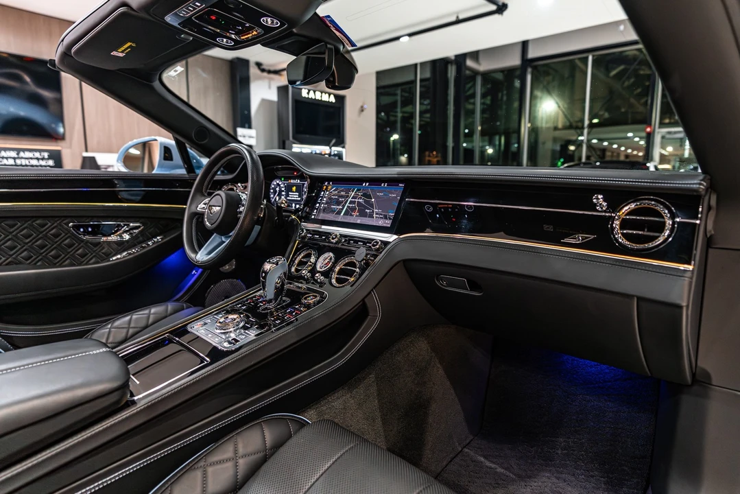 2024 Bentley Continental GTC - Image 24 of 31