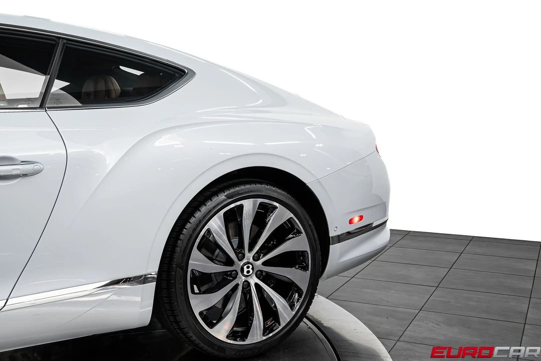2024 Bentley Continental GT 3rd Gen - Image 14 of 31