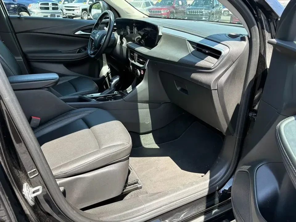 2024 Bentley - Image 4 of 10