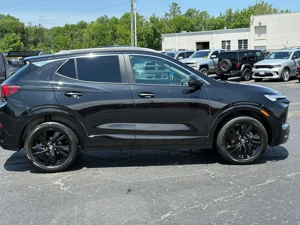 2024 Bentley - Image 8 of 10