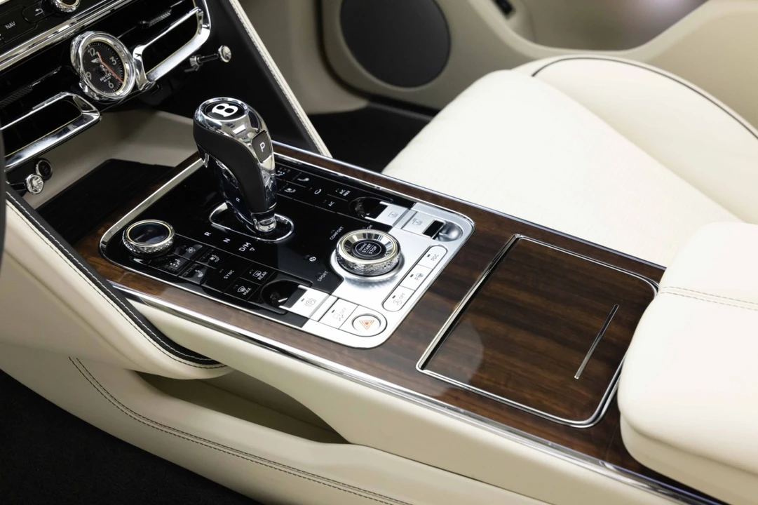 2024 Bentley Continental - Image 26 of 31