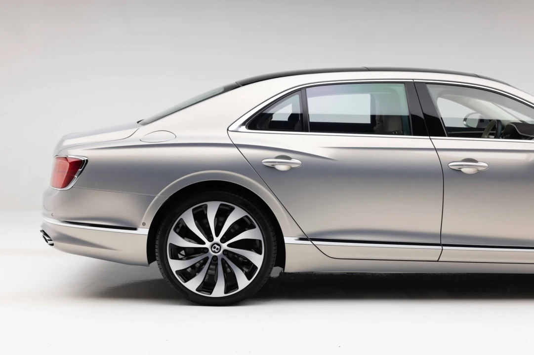 2024 Bentley Continental - Image 25 of 31