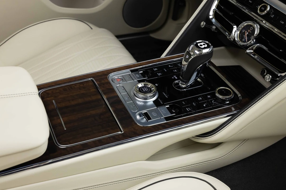 2024 Bentley Continental - Image 16 of 31