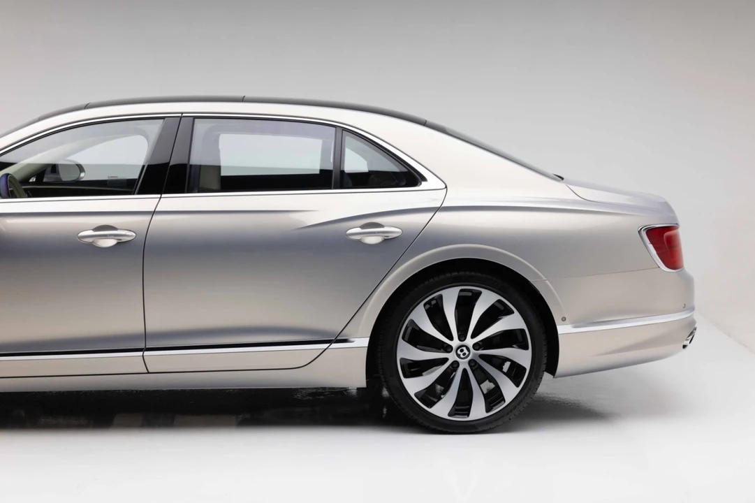 2024 Bentley Continental - Image 23 of 31