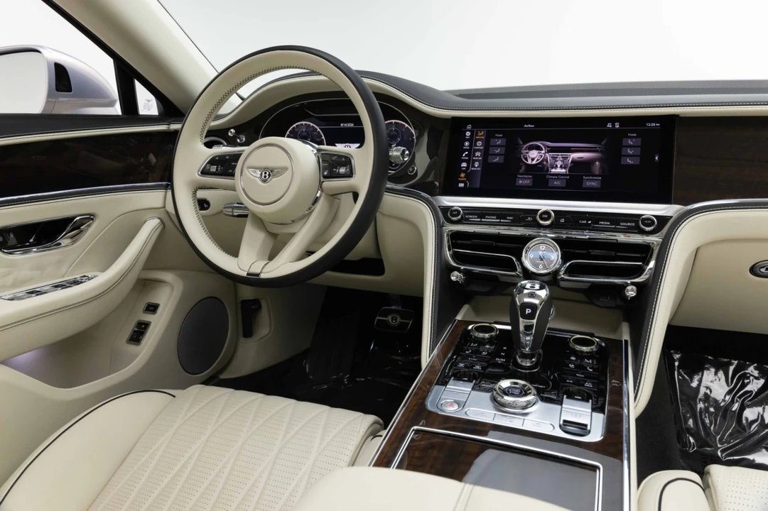 2024 Bentley Continental - Image 14 of 31