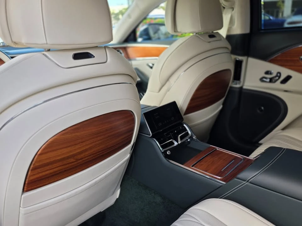 2024 Bentley Continental Flying Spur - Image 15 of 18