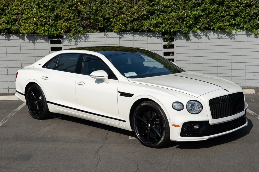 2024 Bentley Continental - Image 11 of 12
