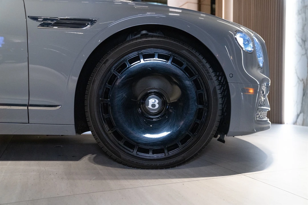 2024 Bentley - Image 9 of 31