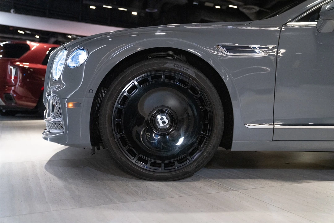 2024 Bentley - Image 14 of 31