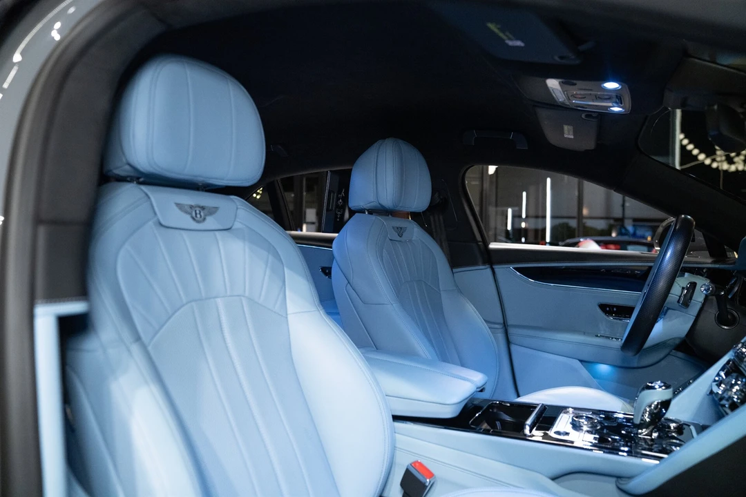 2024 Bentley - Image 23 of 31