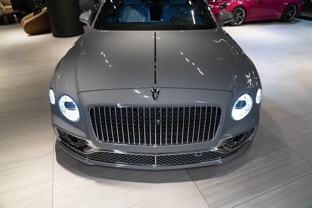 2024 Bentley - Image 22 of 31