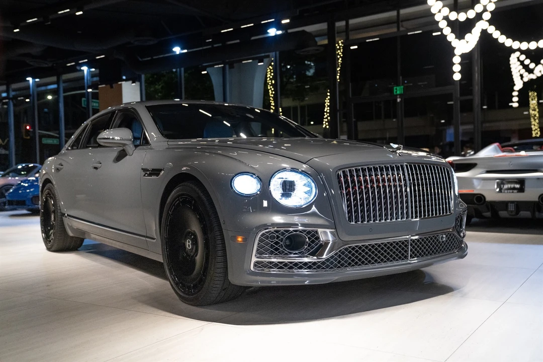 2024 Bentley - Image 21 of 31