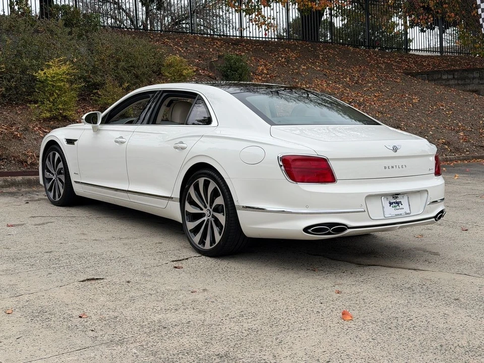 2024 Bentley Continental - Image 11 of 12