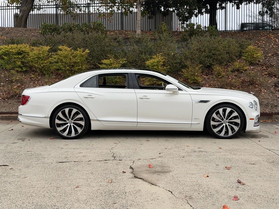 2024 Bentley Continental - Image 8 of 12
