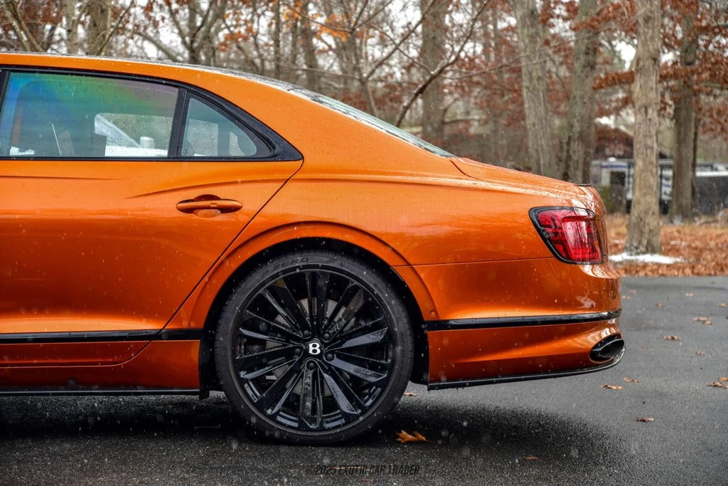 2024 Bentley Continental GT Mulliner 3rd Gen - Image 5 of 12