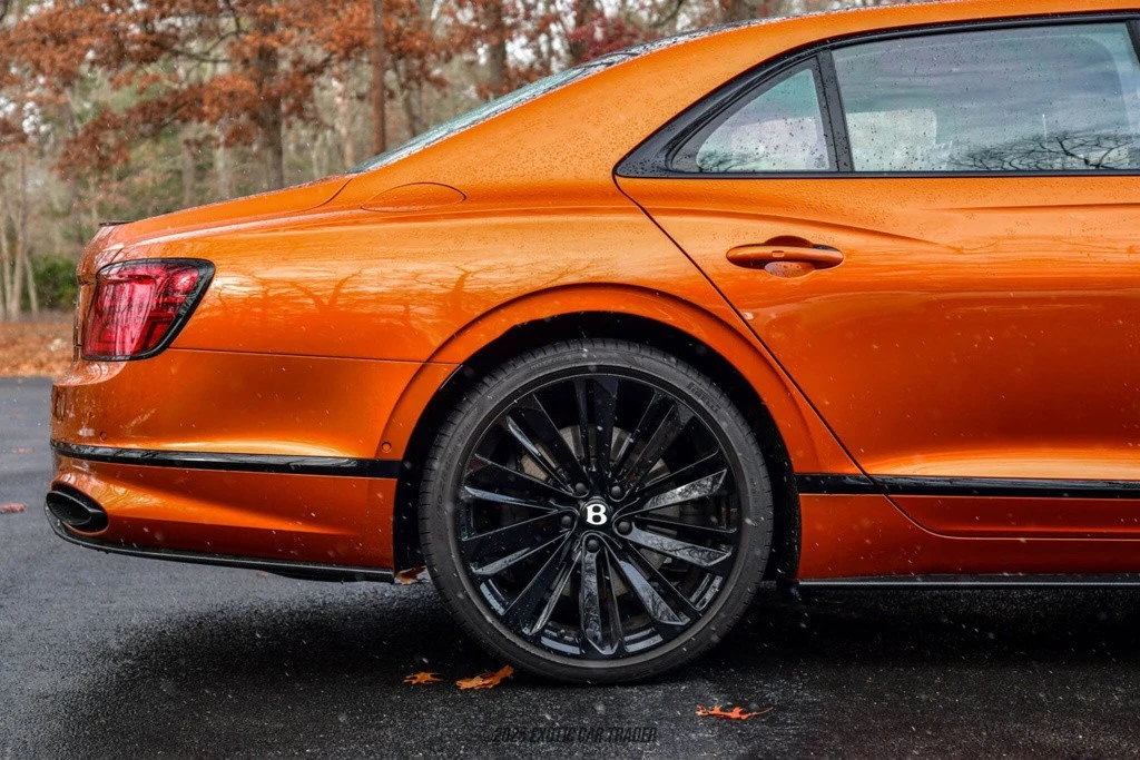 2024 Bentley Continental GT Mulliner 3rd Gen - Image 10 of 12