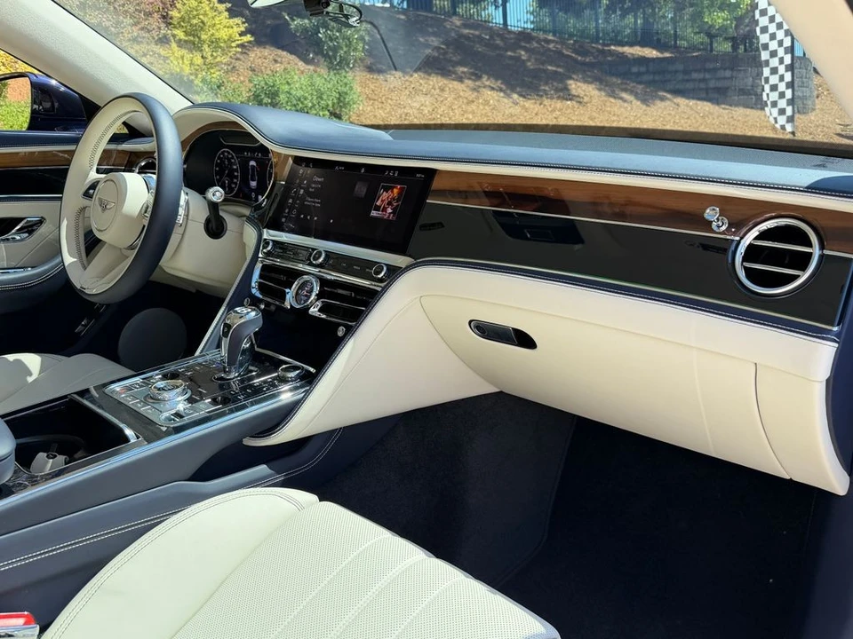2024 Bentley Continental GT Mulliner 3rd Gen - Image 3 of 31