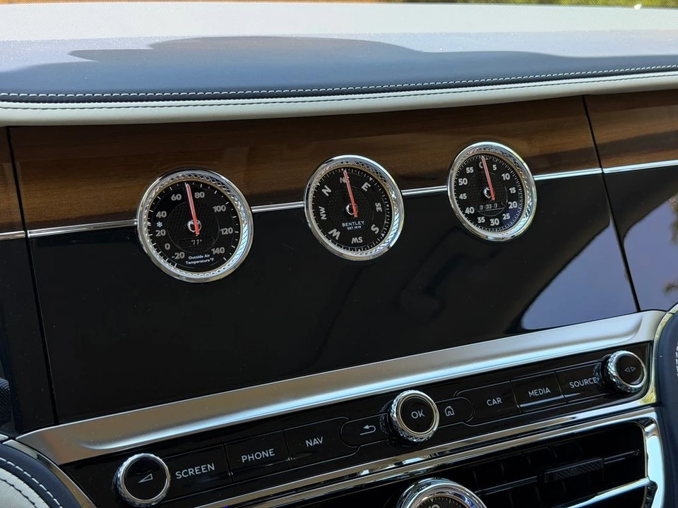 2024 Bentley Continental GT Mulliner 3rd Gen - Image 26 of 31