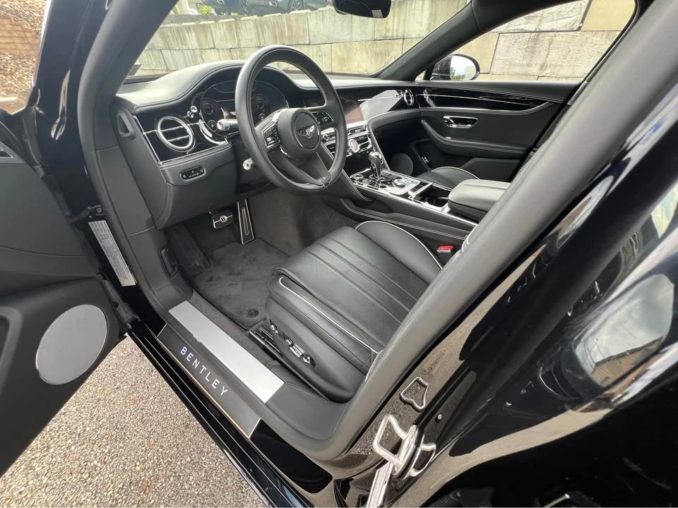 2024 Bentley Continental Flying Spur - Image 16 of 20