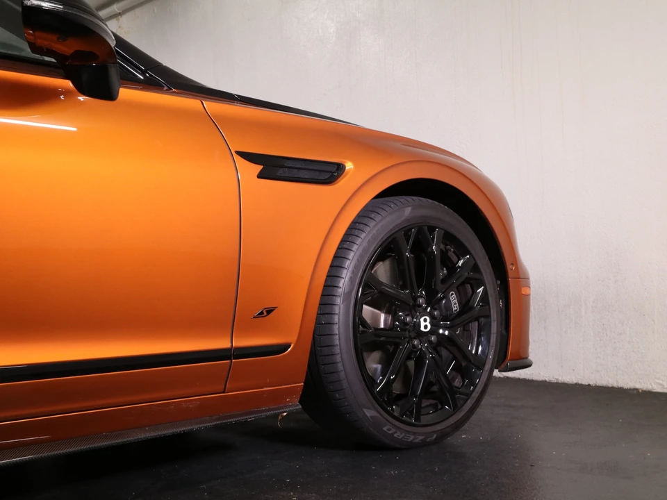 2024 Bentley Continental Flying Spur - Image 27 of 31