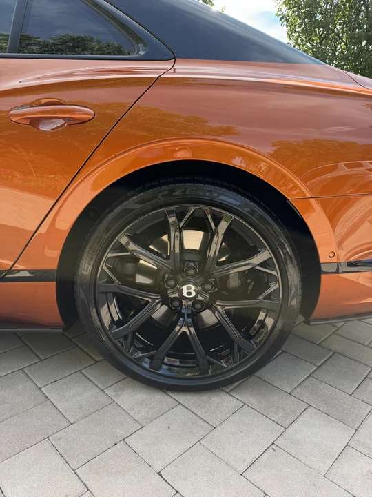 2024 Bentley Continental Flying Spur - Image 11 of 31