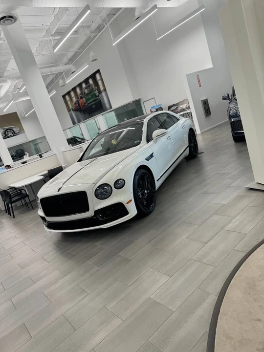 2024 Bentley Continental Flying Spur - Image 2 of 5