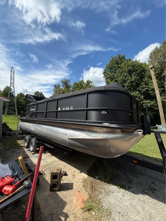2024 Bentley - Image 15 of 19